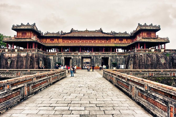 4-Day Private Central Vietnam Tour from Da Nang: Hue, My Son, Hoi An - Day three: Hai Van Pass, Lang Co Beach, and the road to Hue