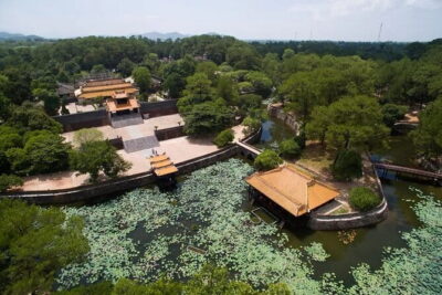 5 days Center Vietnam Package Tour with Danang Hue and Hoian