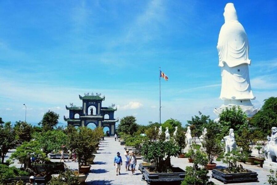 Am Phu Cave, Marble and Monkey Mountain Fullday tour - Who should book this outing?