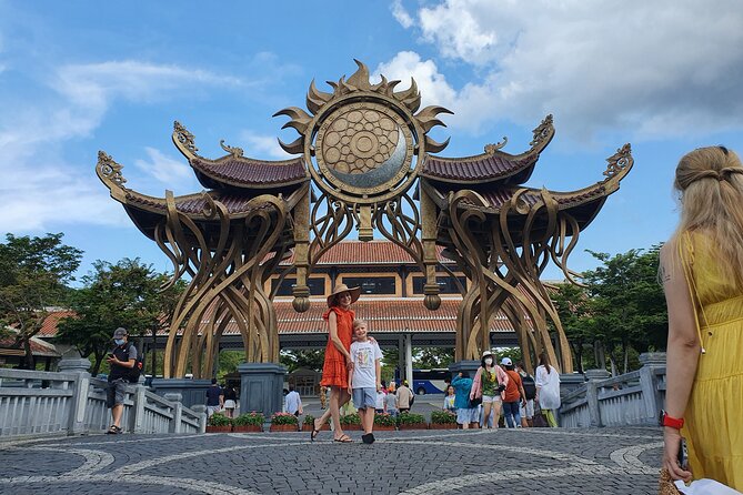 Ba Na Hills and Golden Bridge Private Tour - Returning by cable car