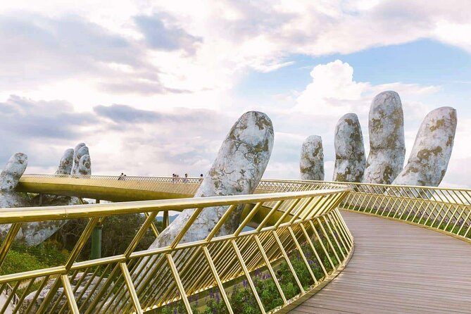 Ba Na Hills & Golden Bridge Full-Day Tour - Debay Station and Fantasy Park