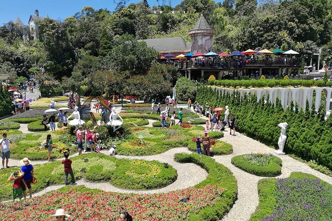 Ba Na Hills - Golden Hand Bridge Full Day Tour - Seeing SunWorld Ba Na Hills as a whole