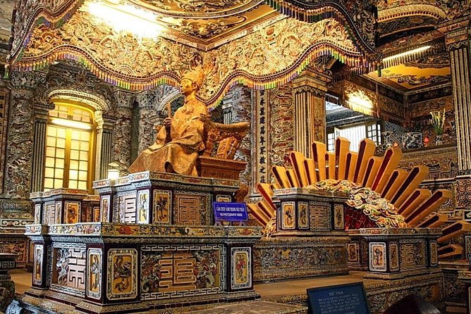 Best Tour/Transfer to Hue Imperial City from Da Nang/ Hoi An - Hai Van Pass: a scenic start above the coast