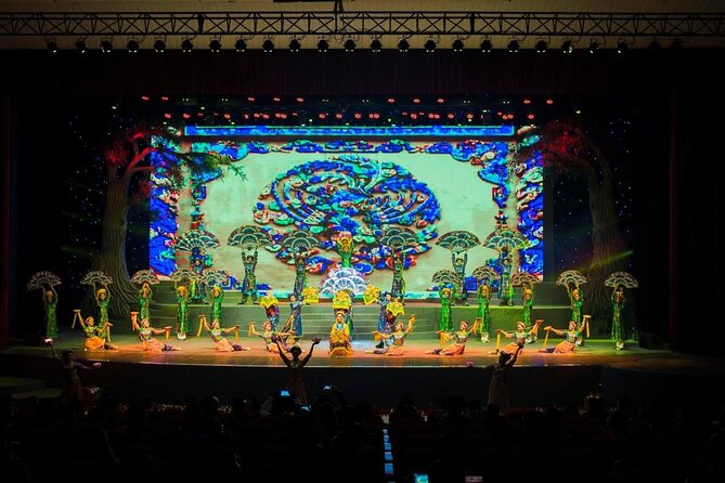 Charming Da Nang Show : Culture-Art-History-LifeStyle of Vietnam - The athletic numbers bring a surprise