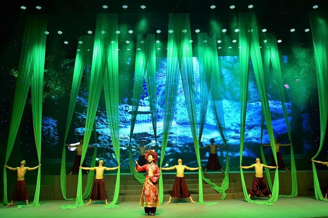 Charming Da Nang Show : Culture-Art-History-LifeStyle of Vietnam - Cham dance, ao dai, and the symbols on stage