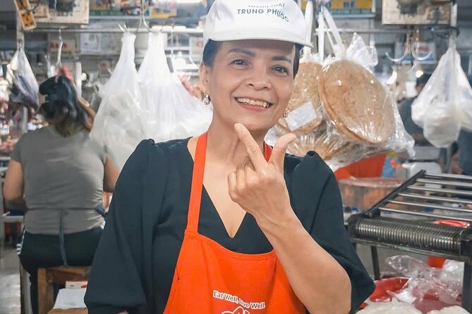 Cook 5 Dishes Authentic Vietnam Food and Market Adventure - Timing, meeting point, and group size