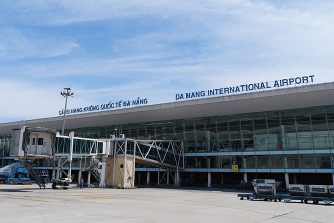 Da Nang Airport Arrival Private Transfer - Meeting your driver at Da Nang Airport