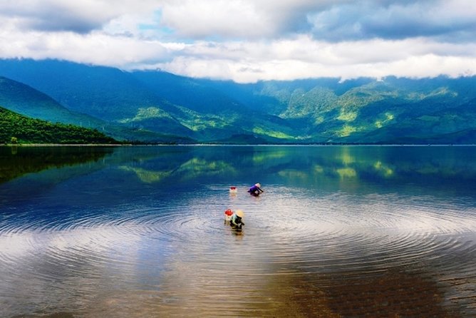 Da Nang Airport To Hue Private Transfer - Lang Co Beach and Lap An Lagoon
