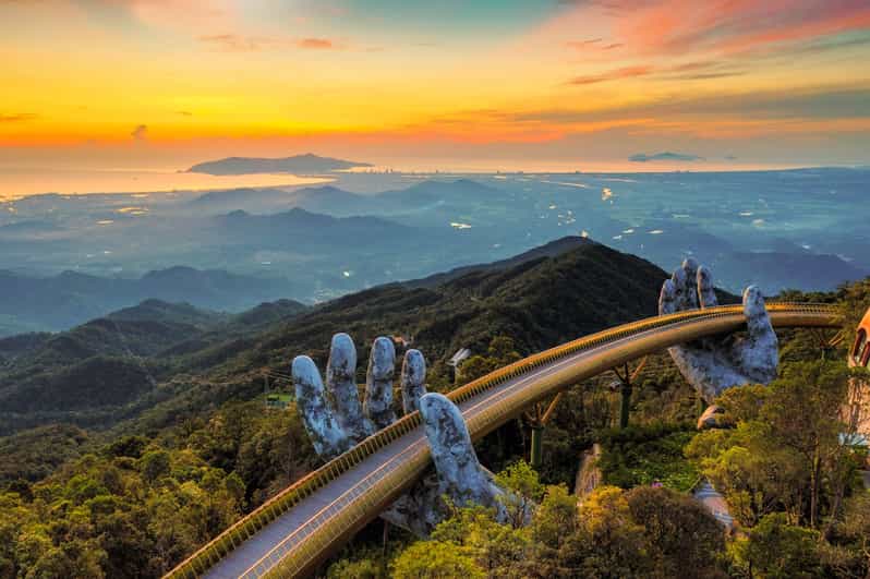 Da Nang: Ba Na Hills Cable Car and Golden Bridge Small Group - Your 40-minute transfer from Da Nang