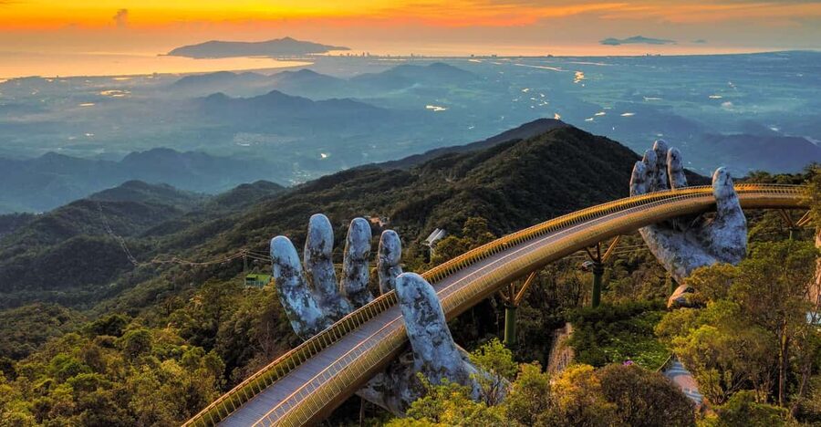 Da Nang: Ba Na Hills Cable Car and Golden Bridge Small Group - What the $63 price really gives you