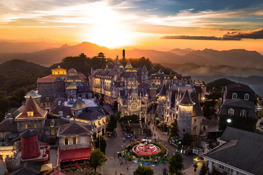 Da Nang: BaNa Hills & Golden Bridge Day Tour With 5 options - Who should book this Ba Na Hills day trip