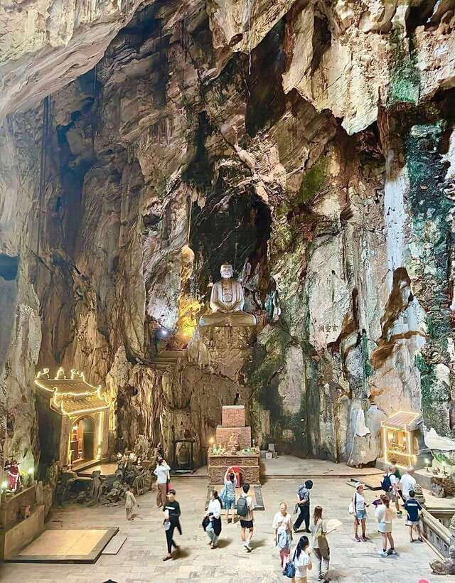 Da Nang City Sightseeing Private Tour With Hai Van Pass - Linh Ung Pagoda and the Son Tra views