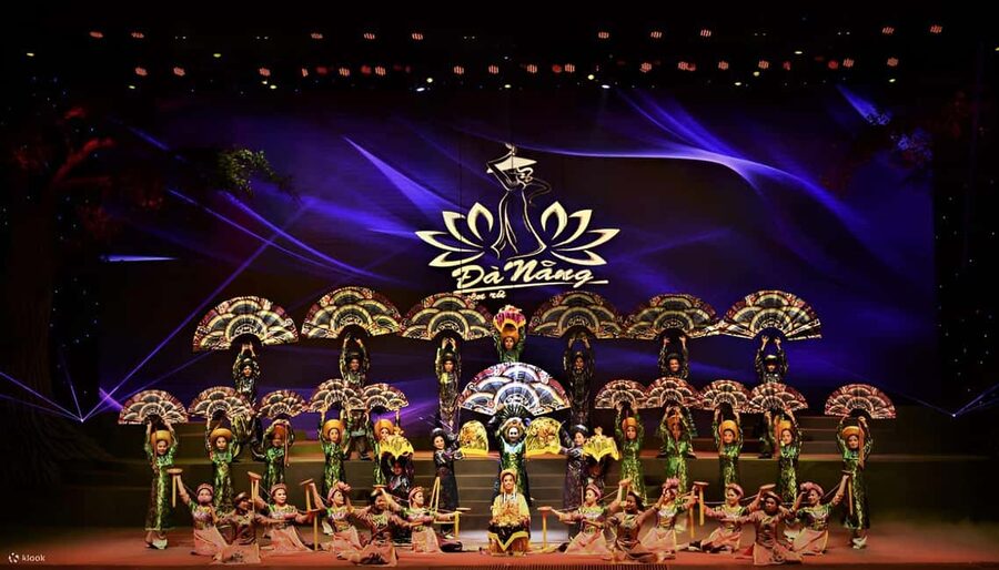 Da Nang: Da Nang Charming show ticket - Ao Dai and Non La turn familiar symbols into stage design