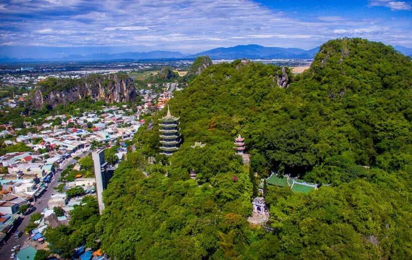 Da Nang: Golden Bridge, Lady Buddha, Marble Mt & Am Phu Cave - Driver quality and the limits of the guiding