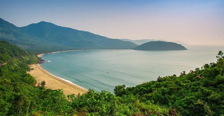 Da Nang: Hai Van Pass And Lang Co Beach Scenic Discovery - Hai Van Pass: the scenic road is the attraction