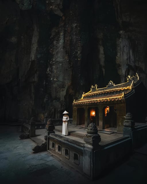 Da Nang Half day City Tour: Linh Ung, Marble & Am Phu Cave - Am Phu Cave and the Buddhist idea of hell