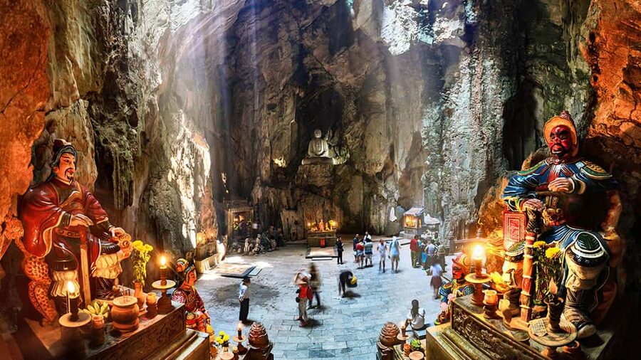 Da Nang/Hoi An: Lady Budha - Marble Mountain with Hell Cave - Lady Buddha and the views from Son Tra Peninsula