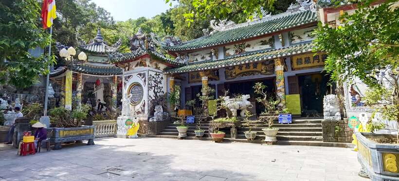 Da Nang/Hoi An: Marble & Monkey Mountains with Am Phu Cave - Why the guides matter on this particular route