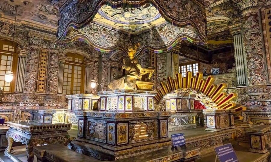 Da Nang: Hue Imperial City and Hai Van Pass Small Group Tour - What the small group changes