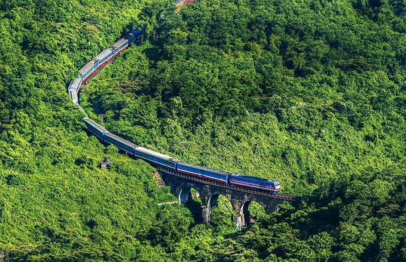 Da Nang: Hue Imperial Day Trip, Hai Van Pass Train, & Lunch - Key points to know before booking