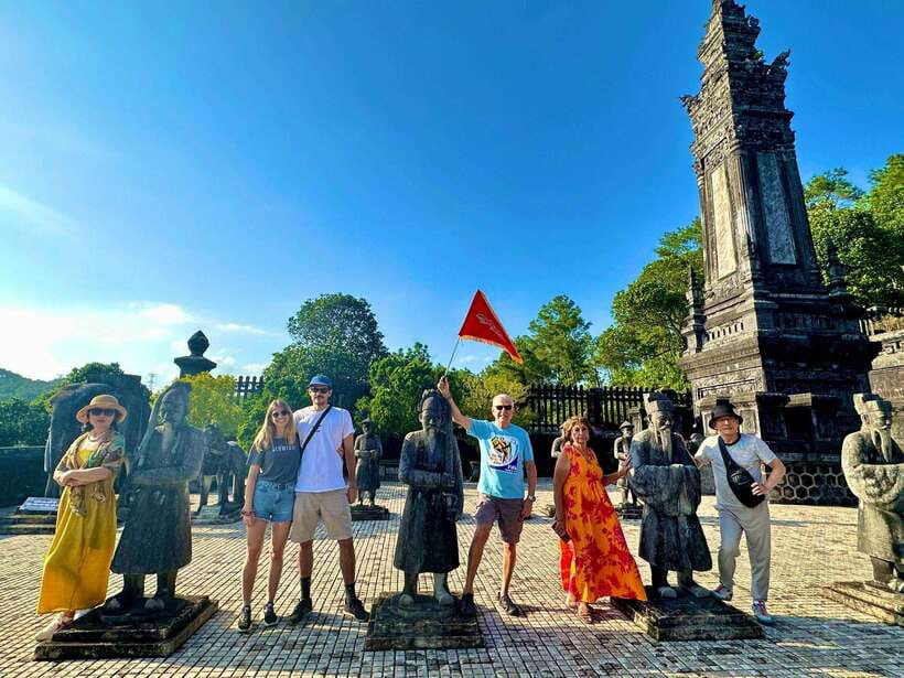 Da Nang: Hue Imperial Day Trip, Hai Van Pass Train, & Lunch - Heat, clothes, and the small-group rhythm