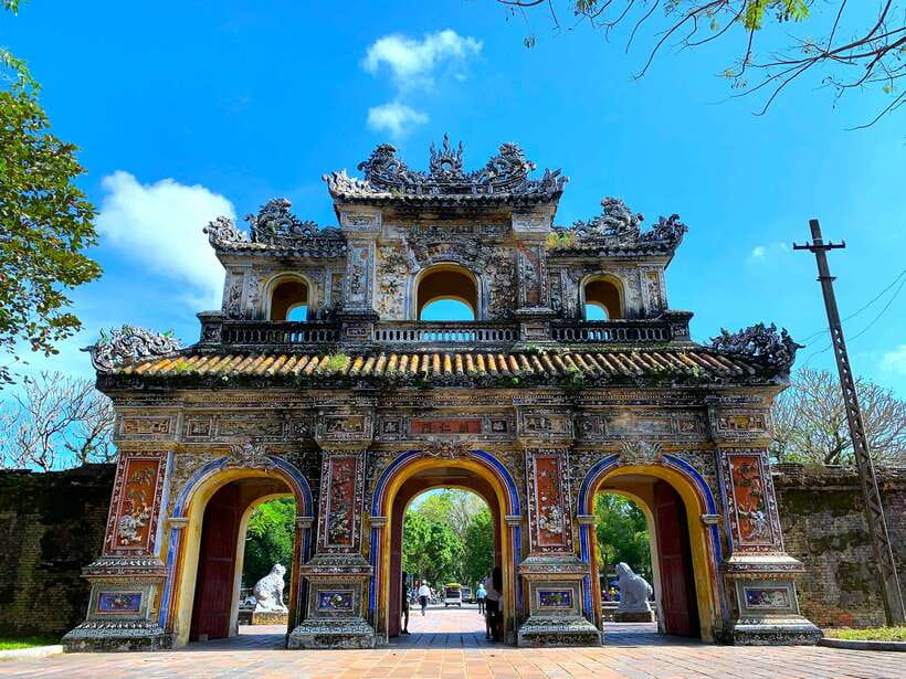 Da Nang: Imperial Hue And Scenic Hai Van Pass Discovery Tour - Hai Van Pass war bunkers and the northern coast