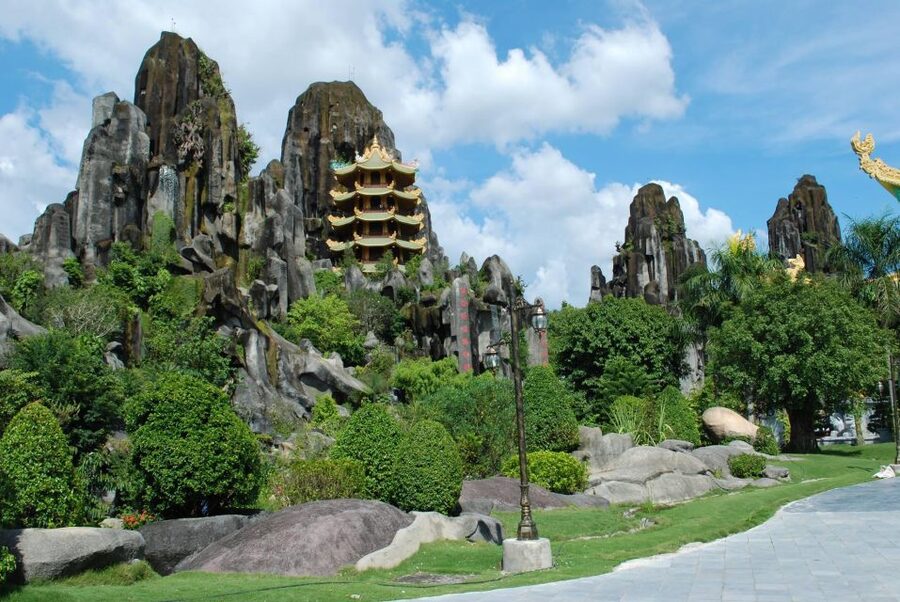 Da Nang : Lady Buddha - Marble Mountains - Am Phu Cave Tour - Morning or afternoon: choose by your priorities