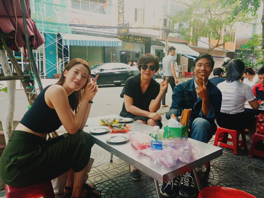 Da Nang: Local Street Food Walking Tour - Savory pancakes and betel-leaf beef