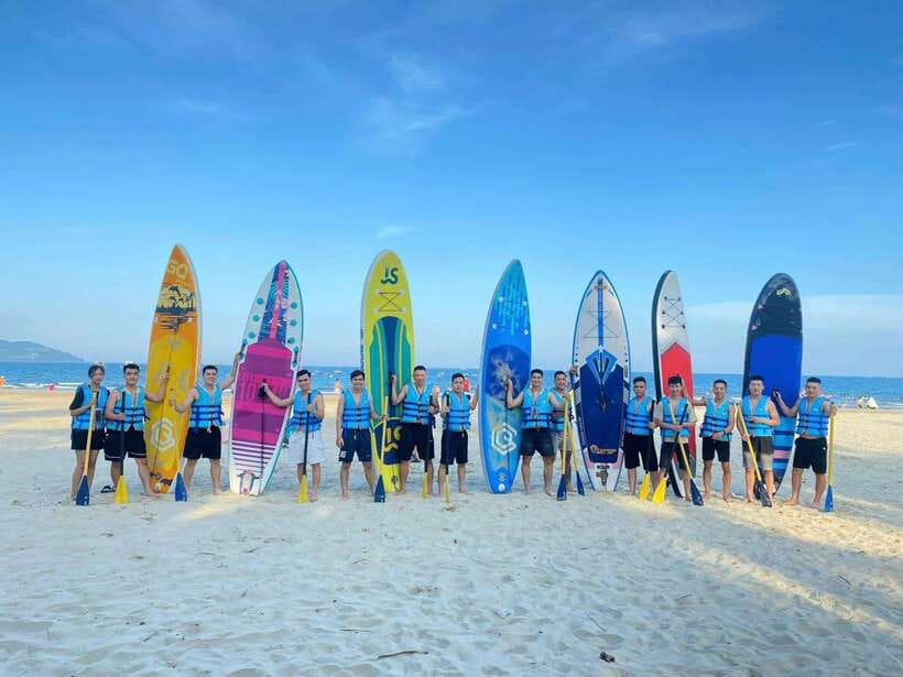 Da Nang: Man Thai Beach Stand-Up Paddleboarding Tour - Reaching Hon Sup and viewing the coral reefs