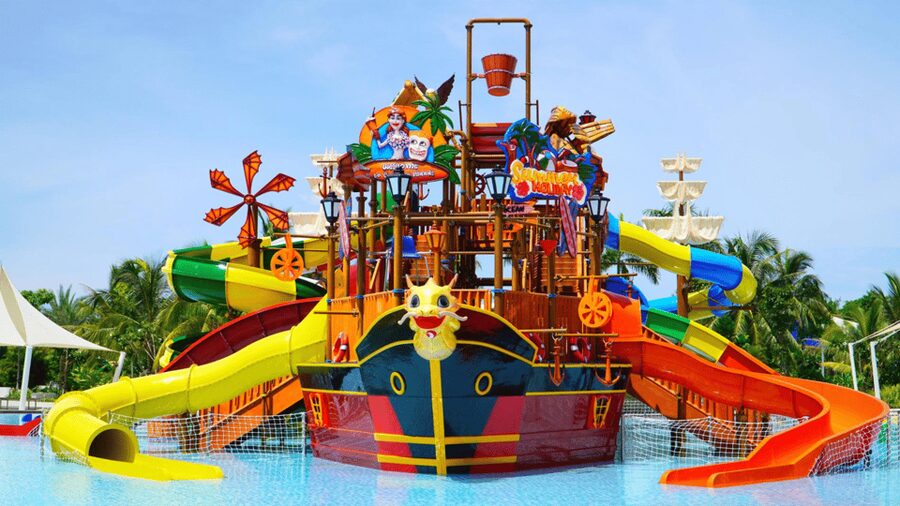 Da Nang: Mikazuki Water Park 365 with Onsen E-Ticket - Slides and wave pools for different ages