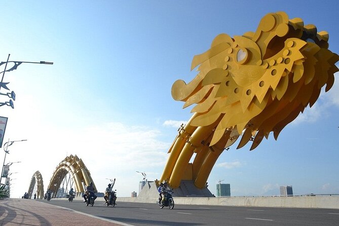 Da Nang Night Foodie Tour City and Han River Cruise By Private - Helio Night Market and local evening life