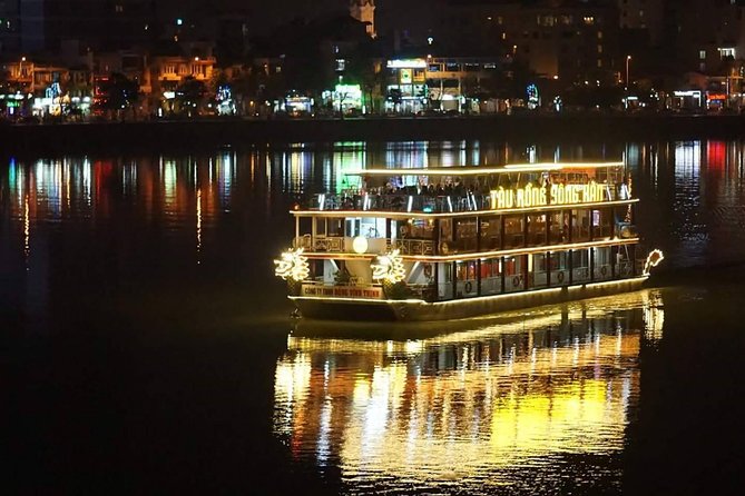 Da Nang Night Motorbike Tour & River Cruise Riding By Lady Rider - What the female guides add to the evening