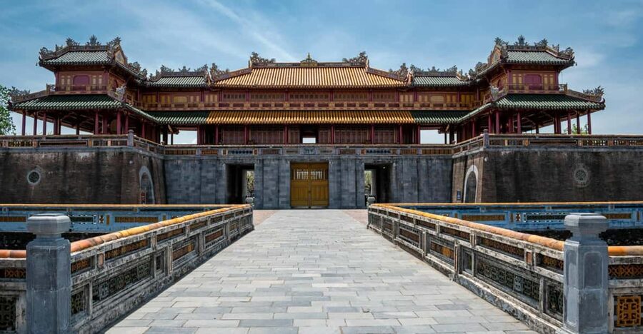 Da Nang: One-Day Hue Discovery with Luxury Private Limousine - Key points to know before booking