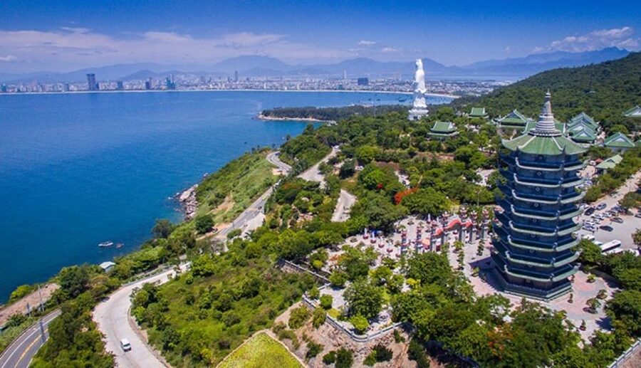 Da Nang: Private City Tour by Scooter with Ao dai Lady Rider - What the guides add to the ride