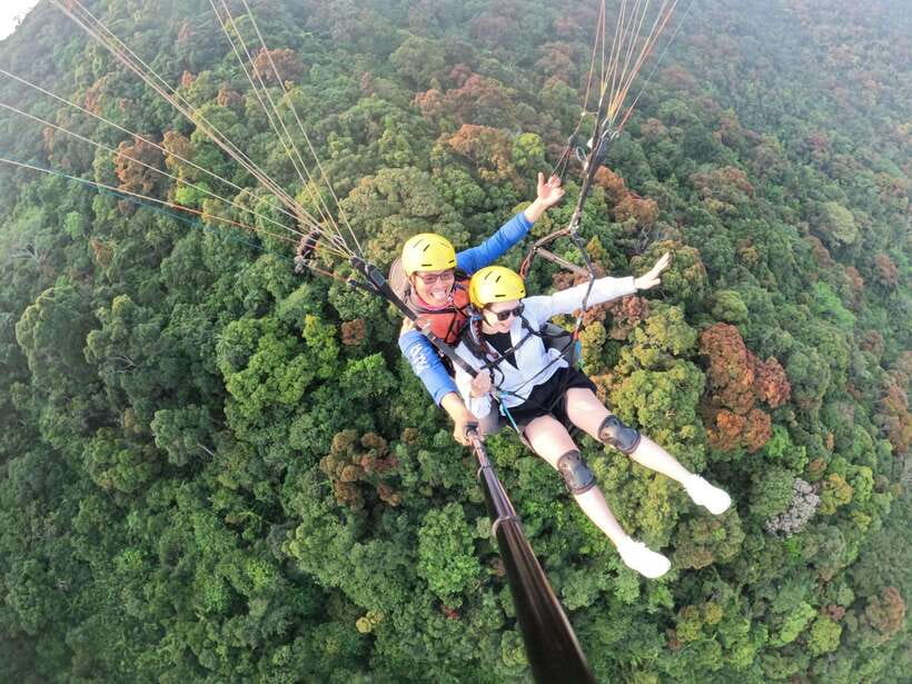 Da Nang Private paragliding experience on Monkey Mountain - Preparing for the launch at 600 meters