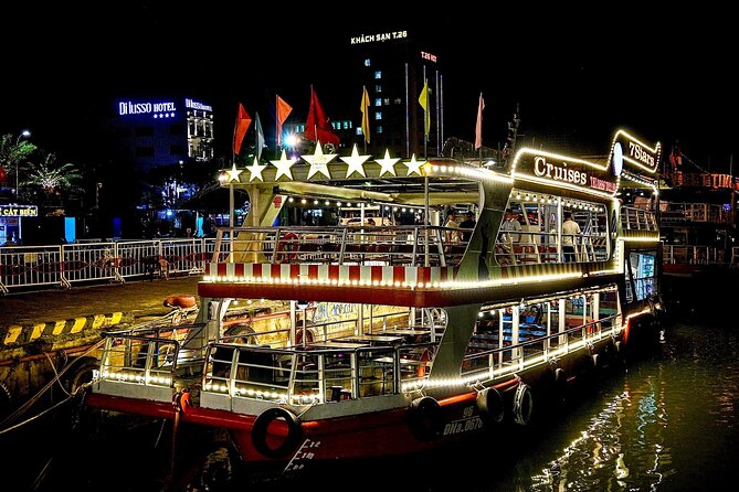 Da Nang: Seafood dinner, night market, sightseeing by night - Seafood dinner gives the night a local focus