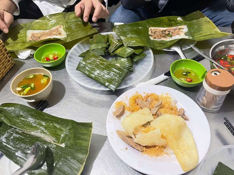 Da Nang Street Food Private Tour With Female Tour Guide - Dragon Bridge and the Han River views