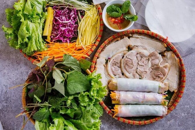Da Nang Street Food Private Tour With Local Students - Three Hours of Food Around Da Nang