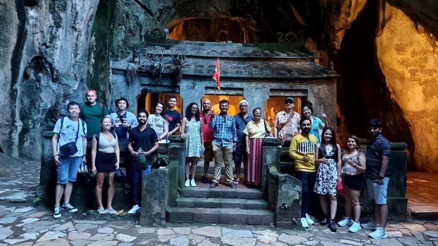 DaNang: Lady Buddha, Marble Mountain, Hoi An Town Group Tour - Dinner built around Hoi An specialties