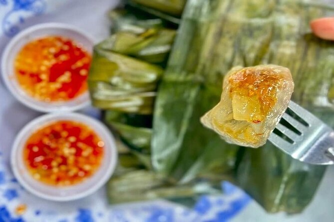 DaNang Night Foodie Tour-Sighseeing with Aodai Lady Rider Private - The guides make the private format worthwhile