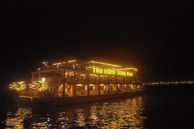 Dragon Cruise by Romantic Yatch: Tasty Beer/Flower/Cake & Dance - The first hour on the Han River