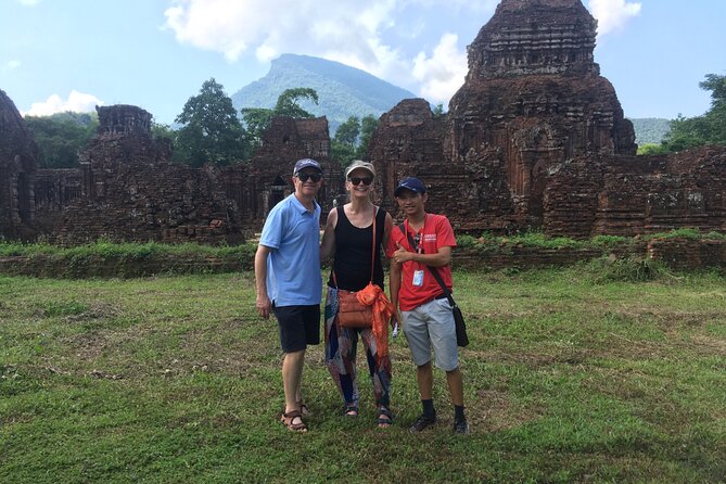 Early My Son tour/transfer and tour start from 8 a.m - The drive from Da Nang to the temple valley