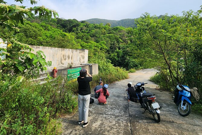 Endangered Monkeys Watching - Red Shanked Douc Langurs - Practical details that make the outing easier