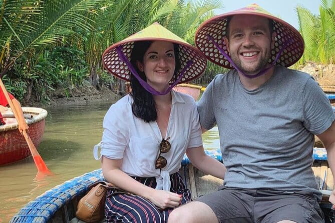 Explore Hoi An Ancient Town and Coconut Village with Dinner - Who should book this experience