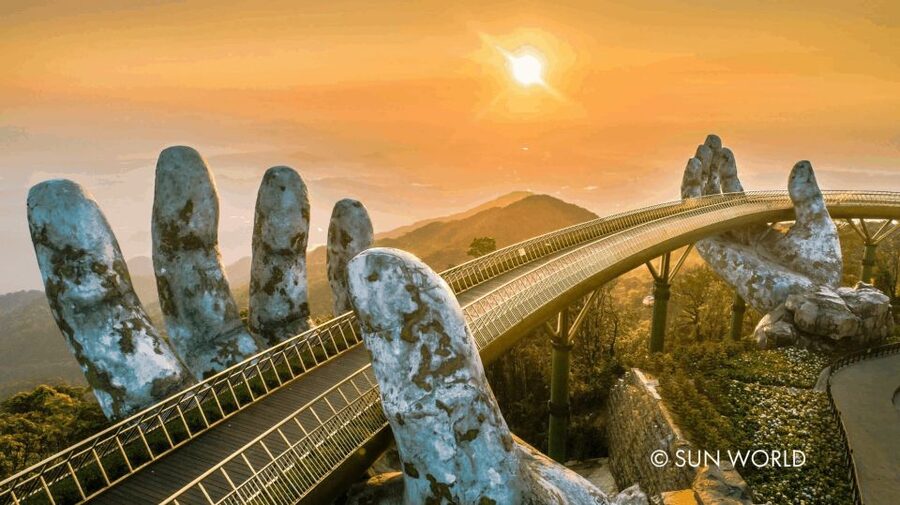 From Da Nang: Ba Na Hills Golden Bridge Day Tour & Lunch - The early ride from Da Nang