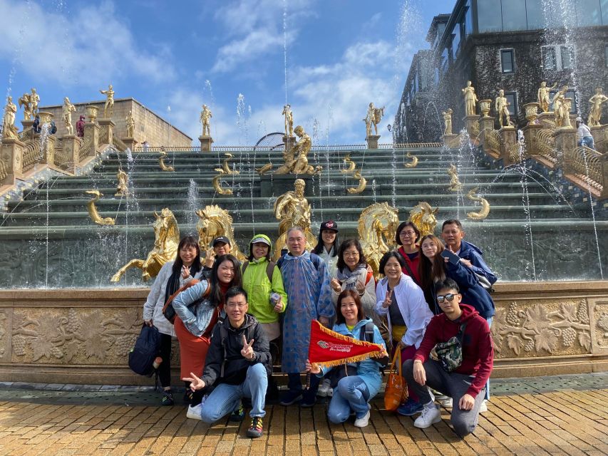 From Da Nang/Hoi An: Ba Na Hills Golden Bridge small group - The cable car ride and Ba Na Hills arrival