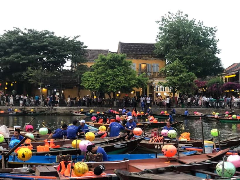 From Da Nang: Hoi An Old Town Tour, Night Market & Boat Ride - Lanterns and Shopping at Hoi An’s Night Market