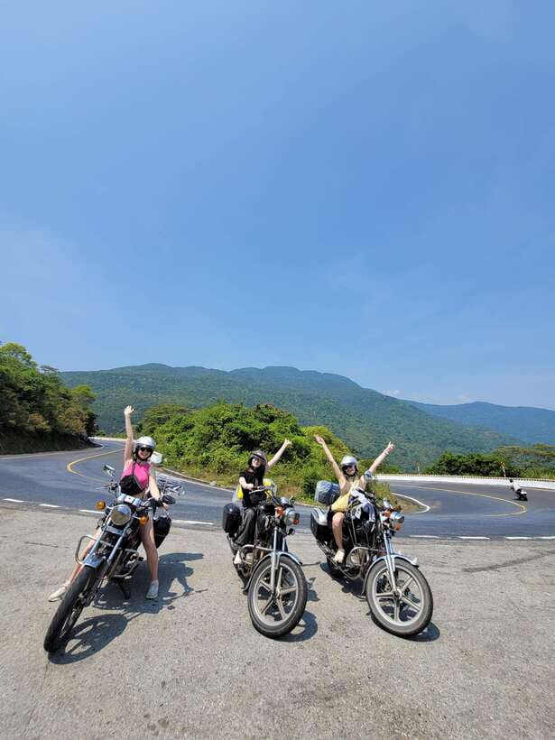 From Hoi An: Hai Van Pass Loop Tour By Easyrider - Why this eight-hour route works from Hoi An