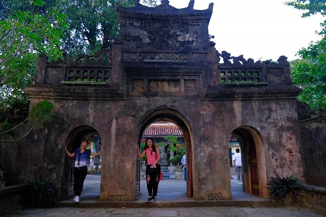 Guided Tour to Marble Mountain &HoiAn City-BoatRide-Night Market - Hoi An Night Market and lantern time