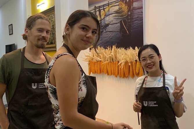 Happy Cooking Class in Danang - Mixing Beef Salad and Making Fish Sauce